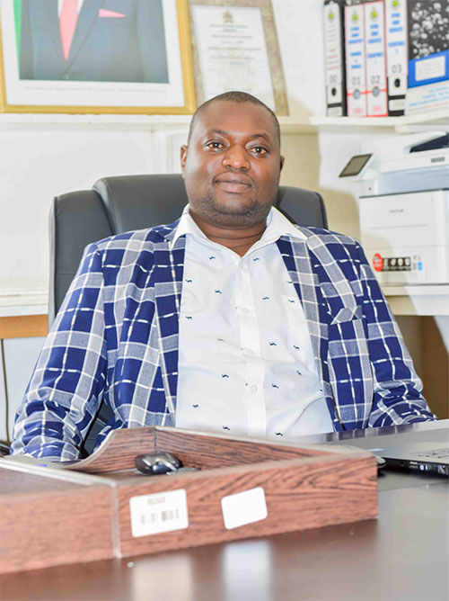 Mr Kampira 